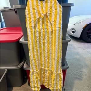 Yellow and White Striped Tie-Front Maxi Dress p11